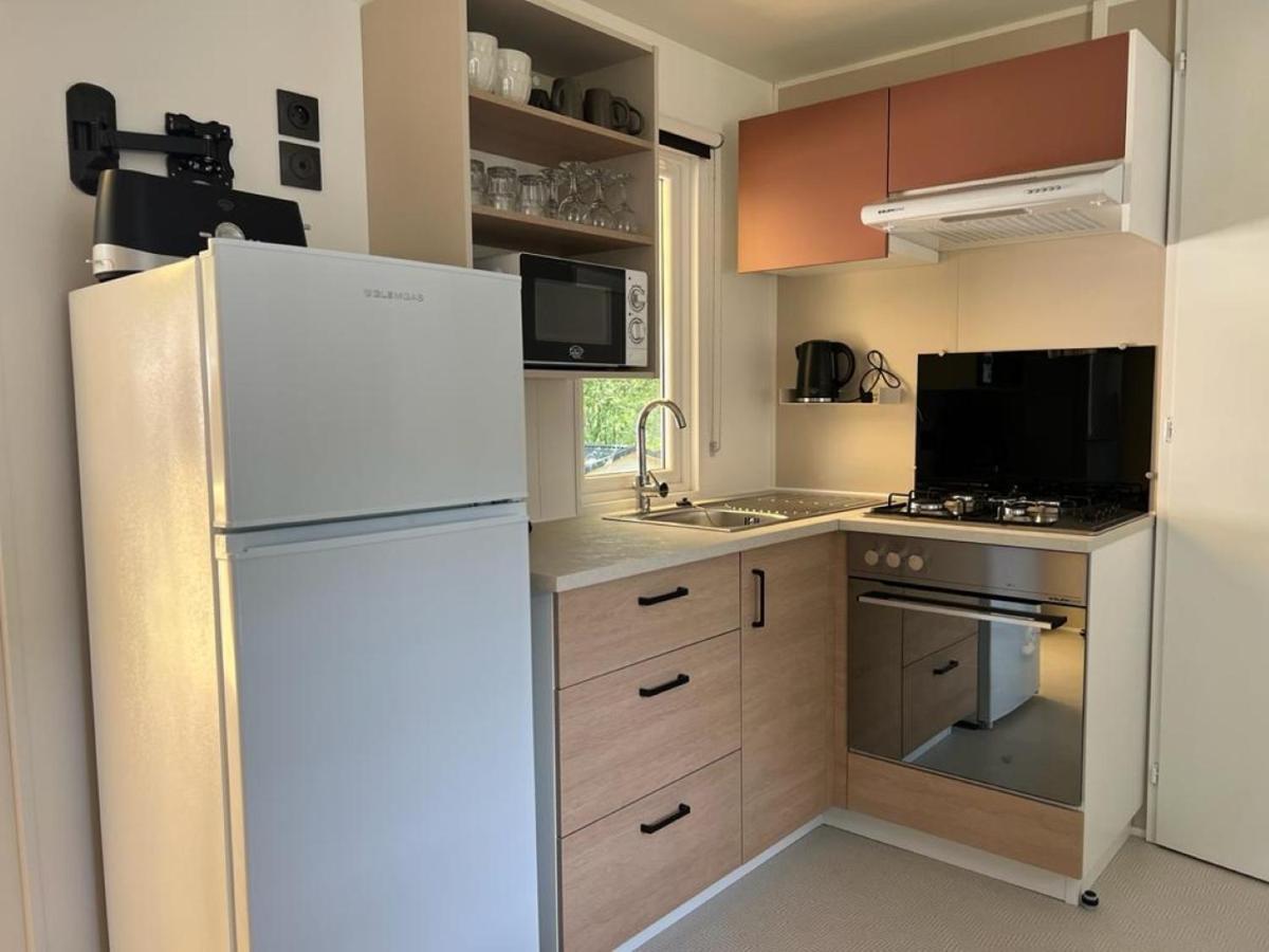 Camping Les Lacs D'Armagnac Bretagne-d'Armagnac Extérieur photo
